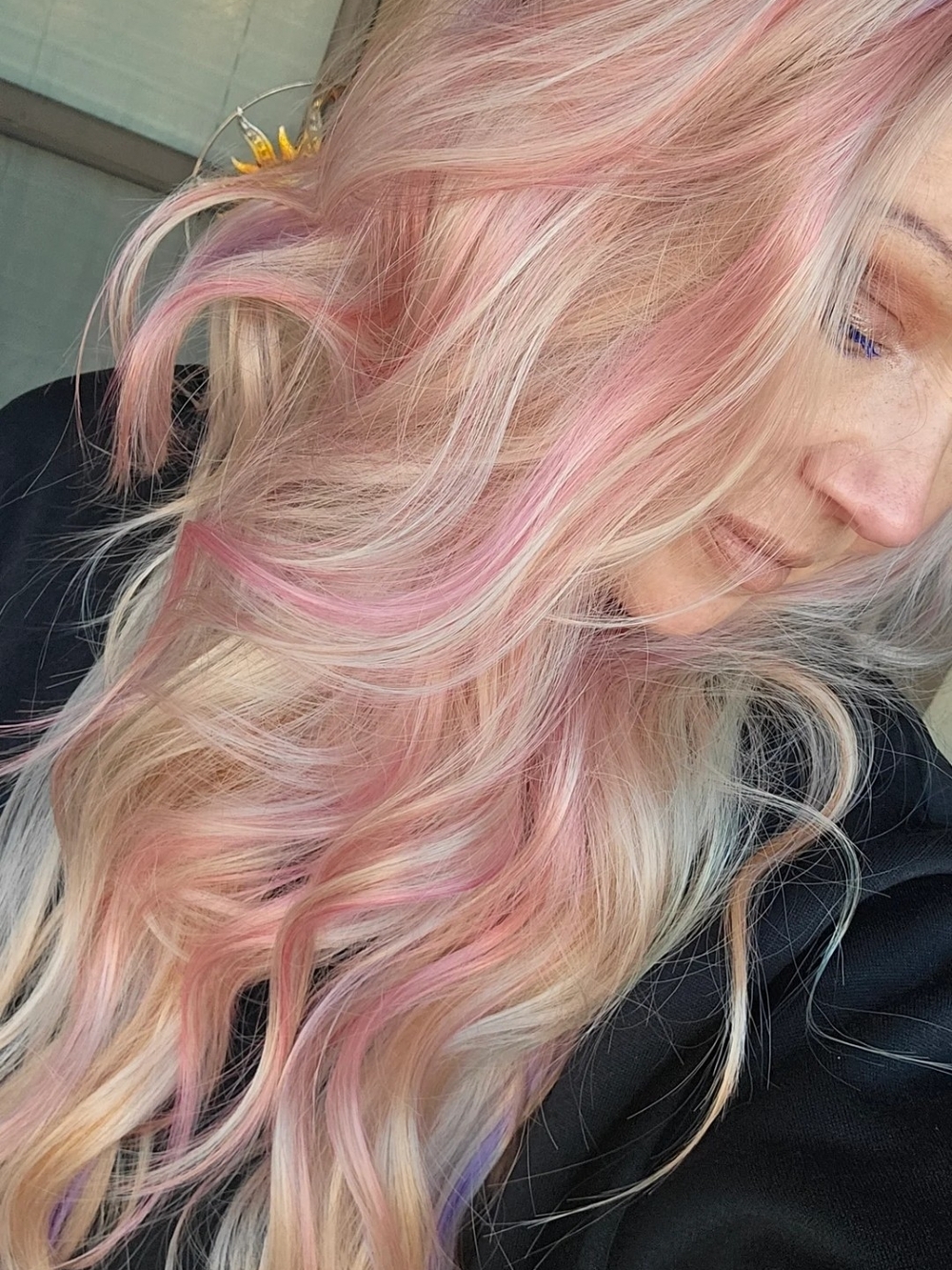 Long Wavy Synthetic Wig in Pink Blonde Blend by Carkira/Boss Crowns - Picture 4 of 5